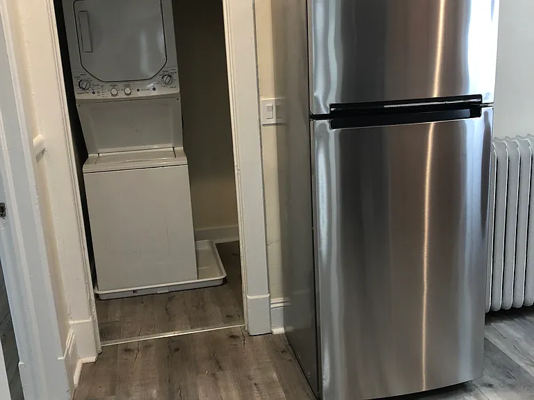 615 Myrtle Ave #1 — Photo 1