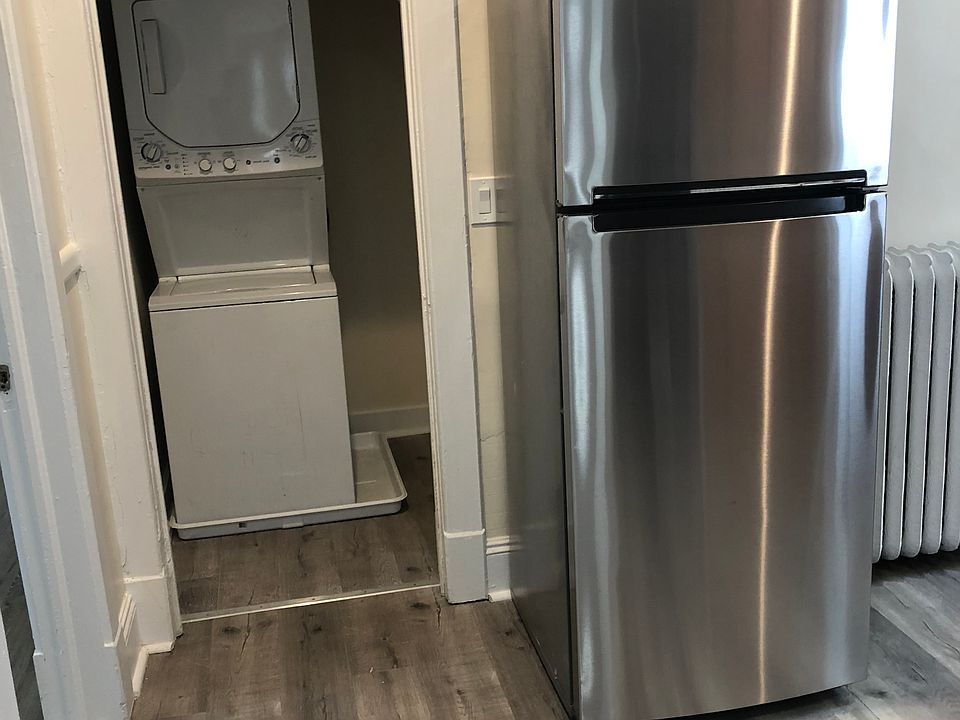 1st image of 615 Myrtle Ave #1