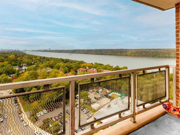 5700 Arlington Avenue image 6 of 23