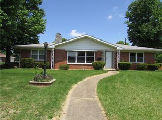 217 Clearview Dr, Belleville, IL 62223