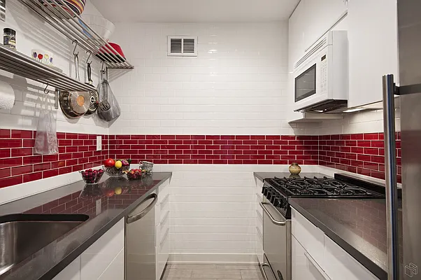 Sold by Halstead Real Estate | media 4