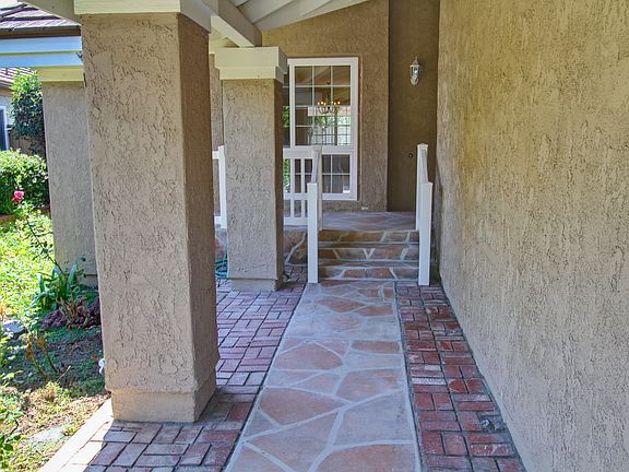 Walkway to Front Porch