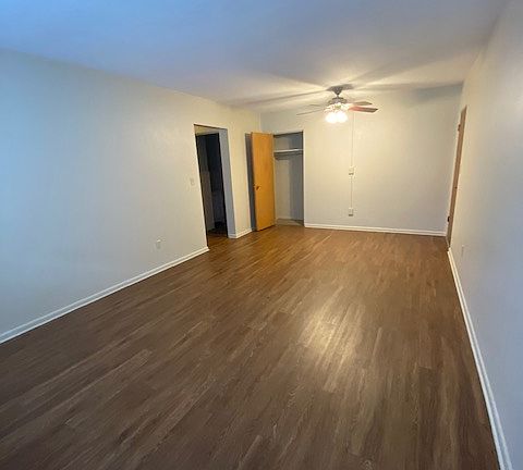 2nd image of 505 28th Ave N #10459907