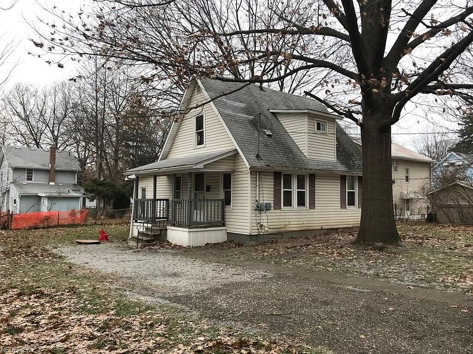 1st image of 1438 Marcy St