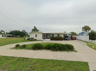 21160 Edgewater Dr, Pt Charlotte, FL 33952