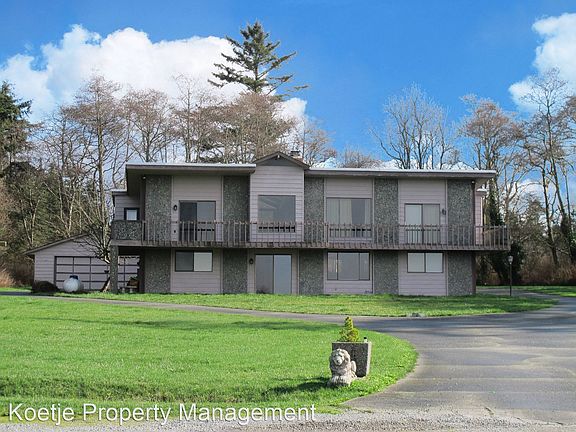 2nd image of 3050 Ironwood Ln