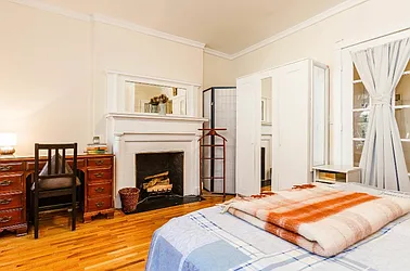 Rented by Green Line Realty