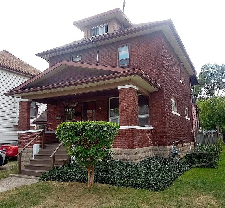 1st image of 427 Gladstone Ave