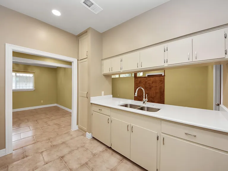 5326 Heatherbrook Dr — Photo 19