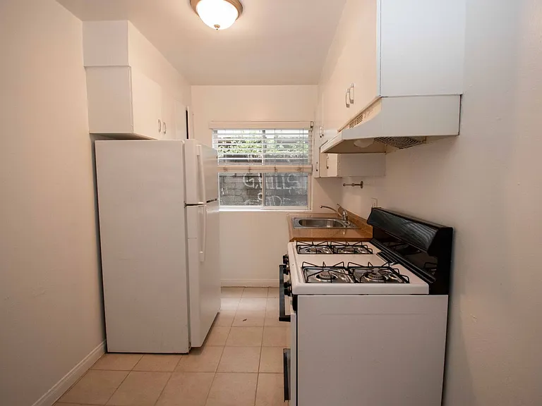 2855-2865 A St San Diego, CA 92102 — Photo 16