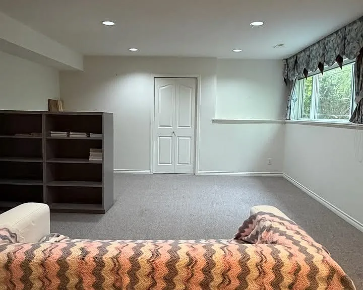 2533 Jade Pl — Photo 2