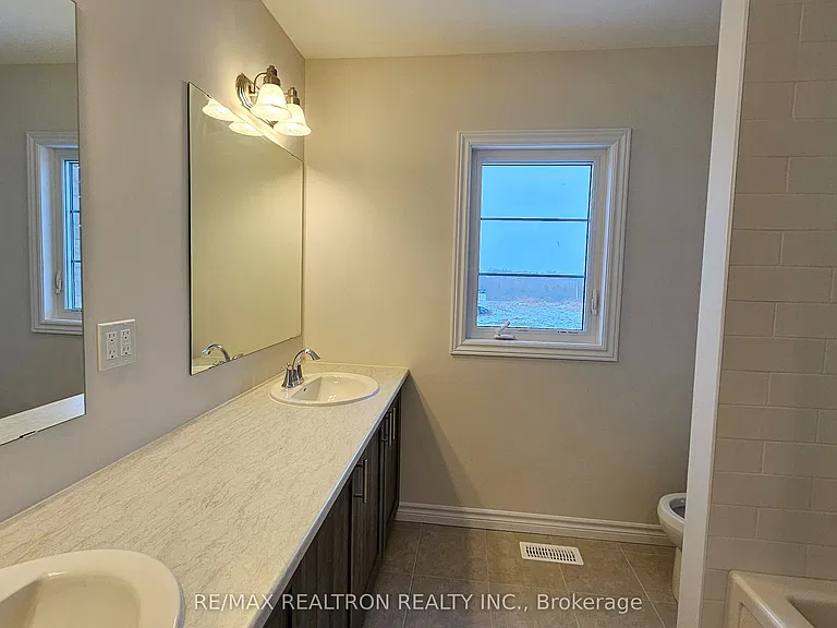 16 York Dr — Photo 18