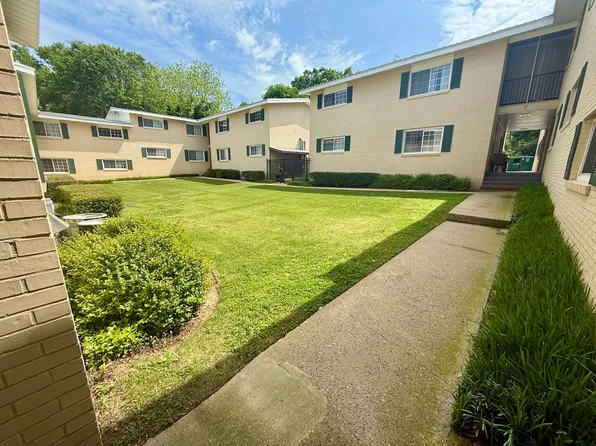 Two Bedroom To Call Home in Normaltown, 136 Grady Ave #1B-1Ba, Athens, GA 30601