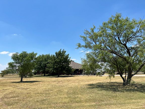 3rd image of 4823 Hillside Loop S
