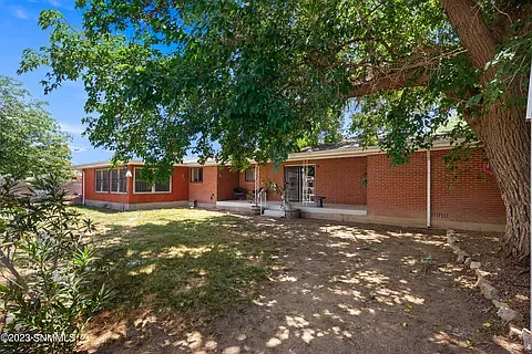 344 Phillips Dr — Photo 11