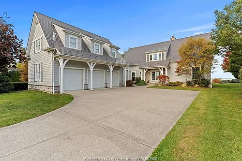 1094 Lilydale Ave Photo 1