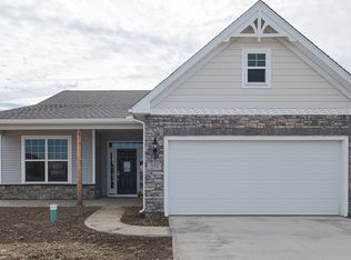 271 Kensington Oval, Elyria, OH 44035