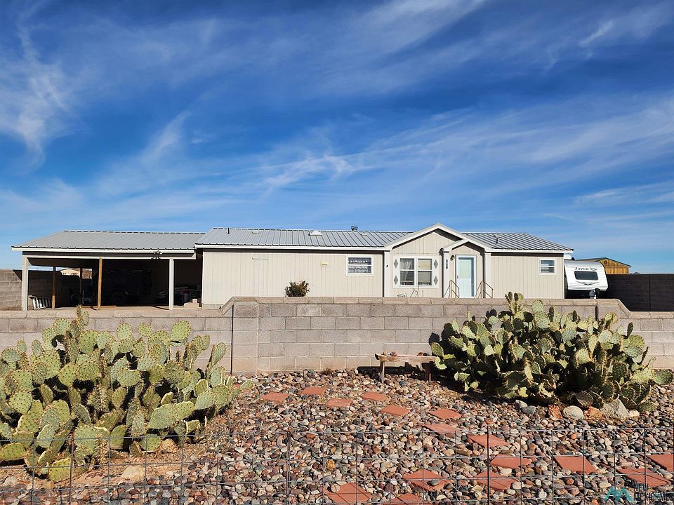 1st image of 2455 Pamelita Dr NE