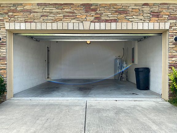 3rd image of 13407 Waterford Castle Dr
