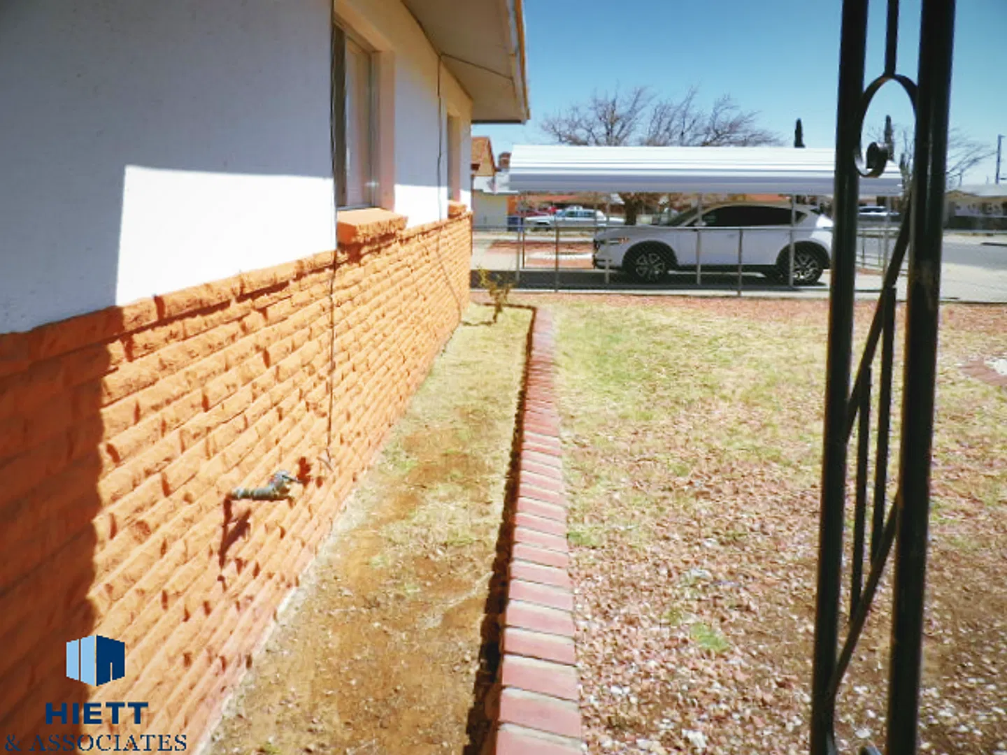 Lovely Move-in Home 3 bed 1 bath-Northeast El Paso — Photo 1