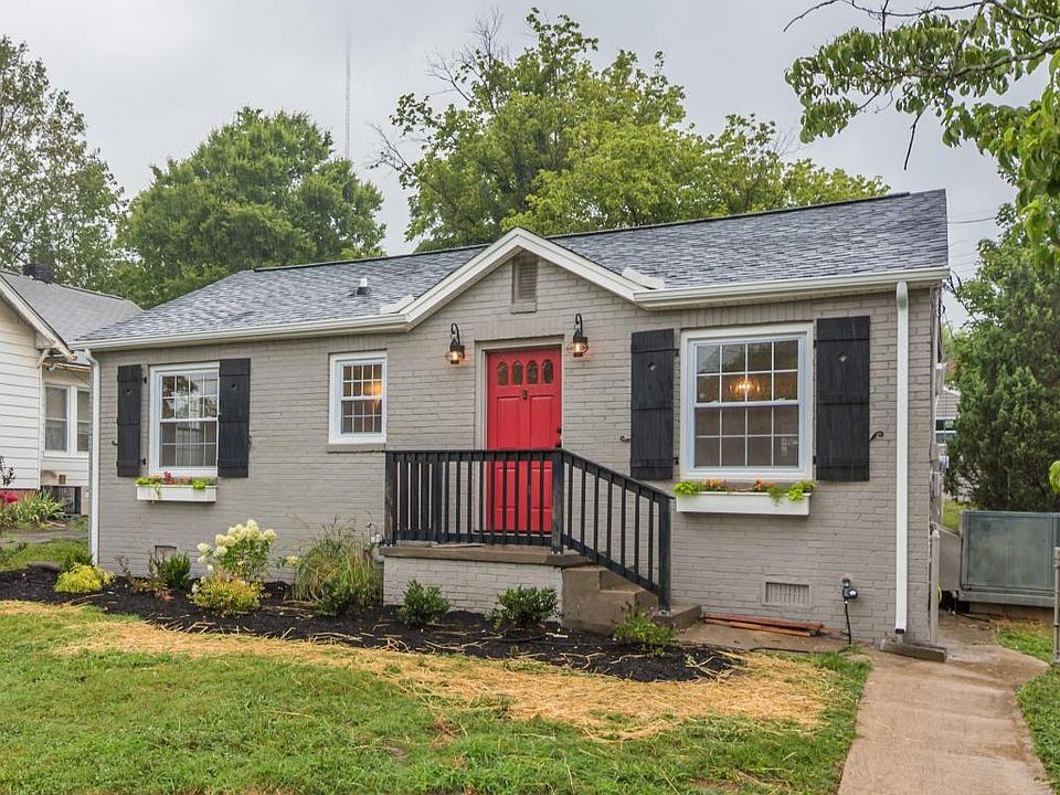 1st image of 1115 Colonial Ave