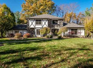 11948 Southgate Rd, Roscoe, IL 61073