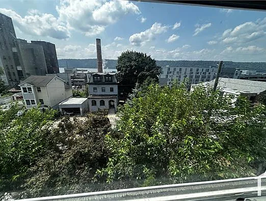 142 Buena Vista Ave — Photo 14