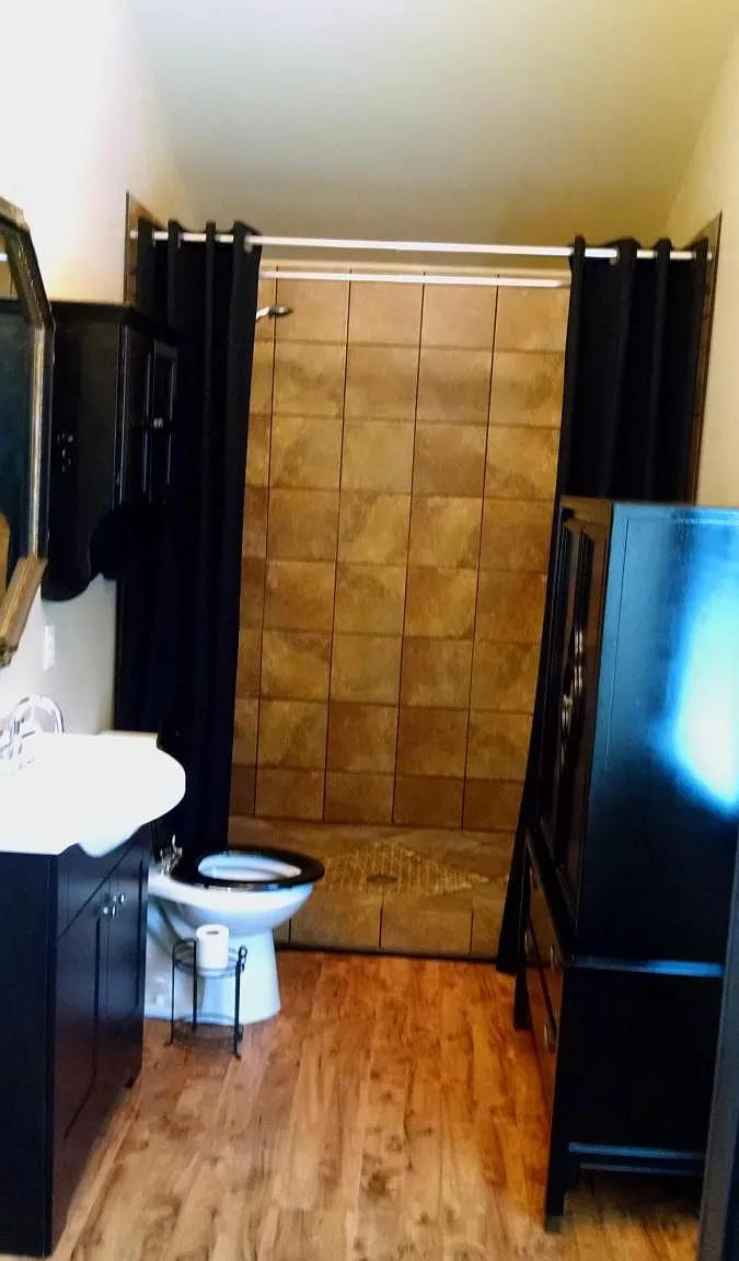1 bed, 992 sqft, $1,548 — Photo 4