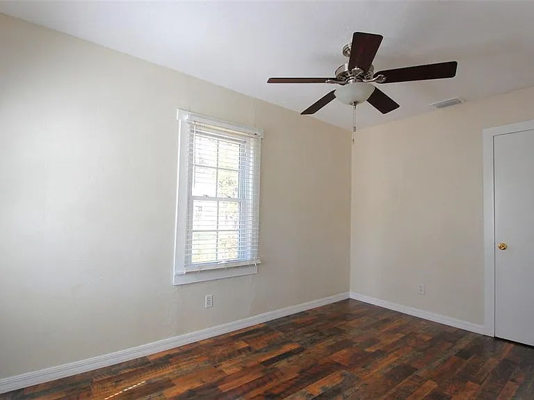 247 Short St — Photo 7