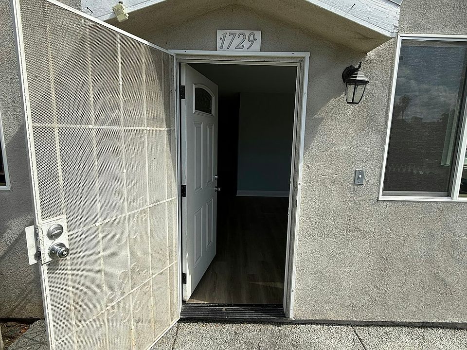 1st image of 1727 W 84th Pl #1729