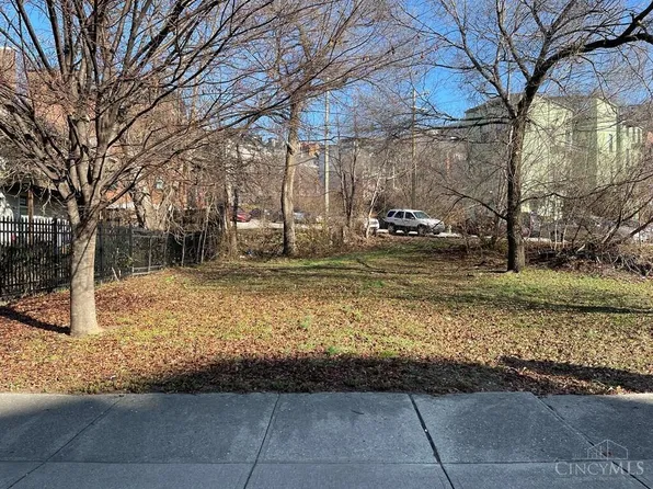 236 E Clifton Ave, Cincinnati, OH 45202