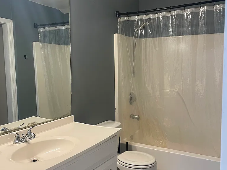 9040 Grand Ave — Photo 9