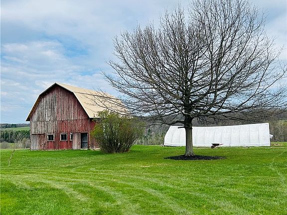 3rd image of 753 Morgan Rd