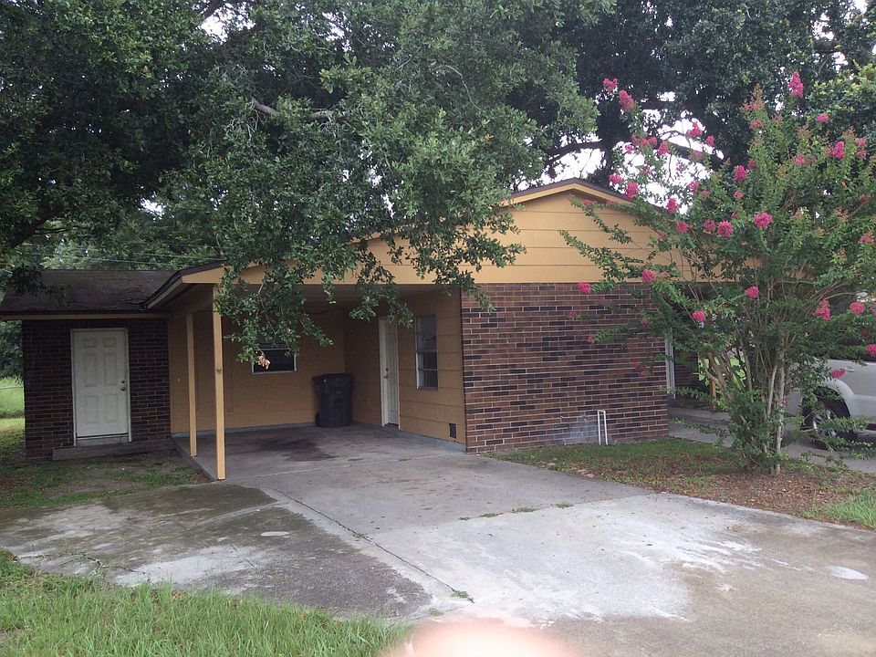 2nd image of 3637 Frontage Rd N