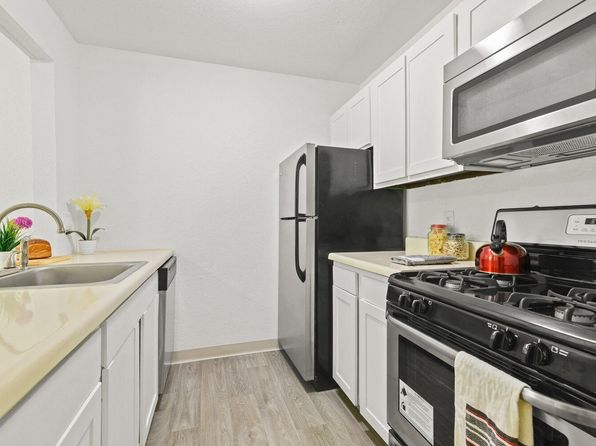 Northview Harbor - Grand Rapids, MI | 2625 Northvale Dr NE, Grand Rapids, MI