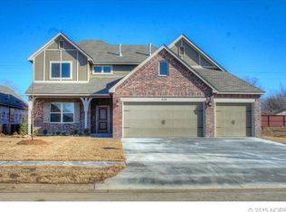 7208 E Memphis St, Broken Arrow, OK 74014