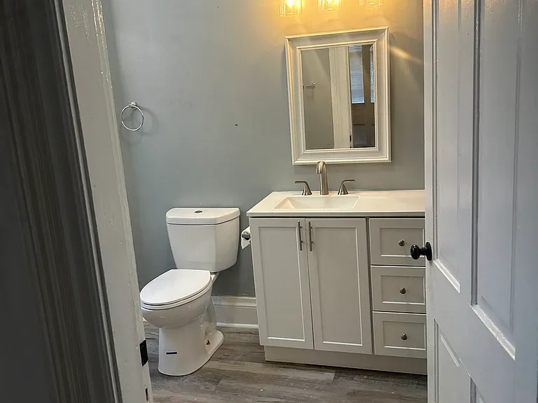 1824 S Main St #1 — Photo 11