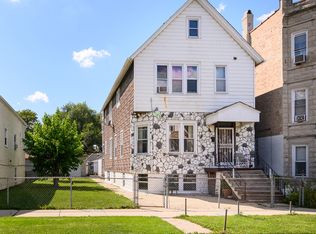 2704 S Komensky Ave, Chicago, IL