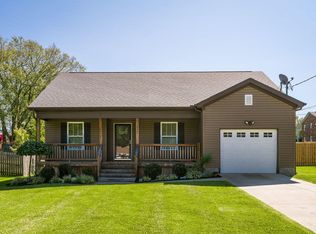 6212 Hillcrest Ct, Crestwood, KY 40014