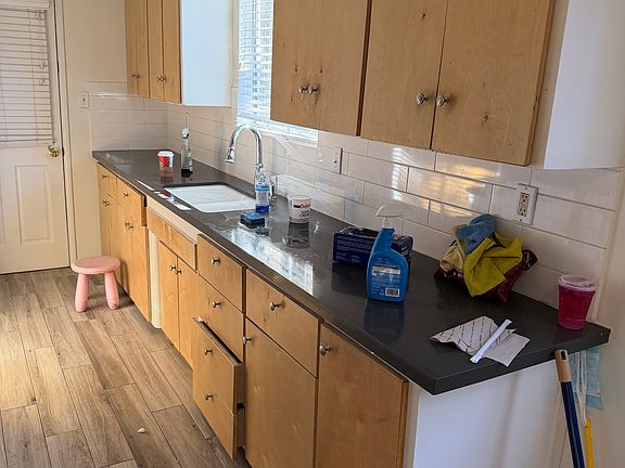 5th image of 2610 Locksley Pl #2601
