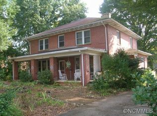 116 N Mitchell St, Rutherfordton, NC 28139
