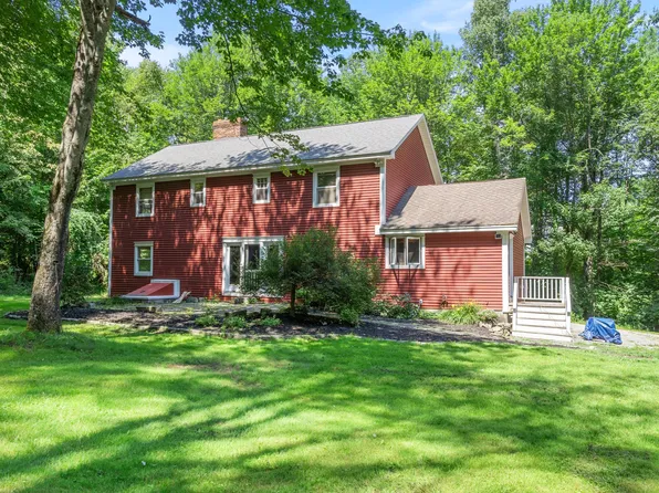 229 Bearce Road, Winthrop, ME 04364