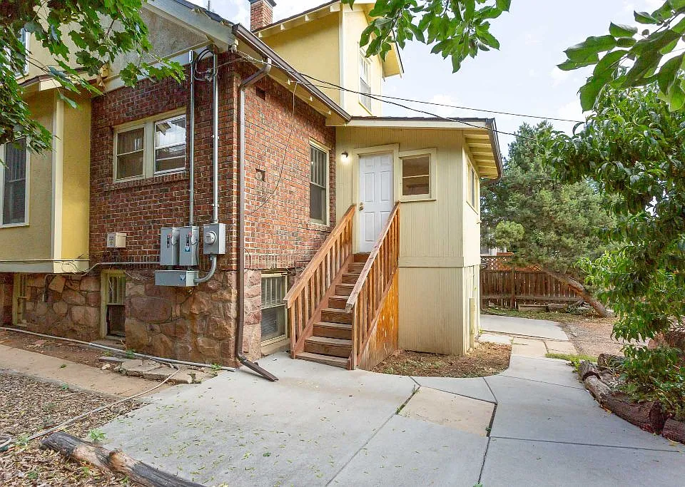 1012 10th Street Exterior