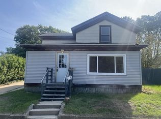 640 N Locust STREET, Reedsburg, WI 53959