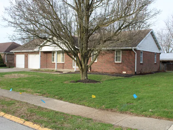 408 Meadow Dr, Danville, IN 46122