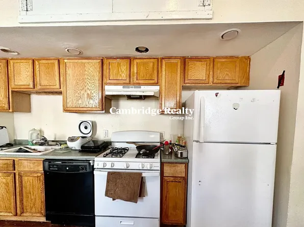 22 Highgate St #22T, Allston, MA 02134