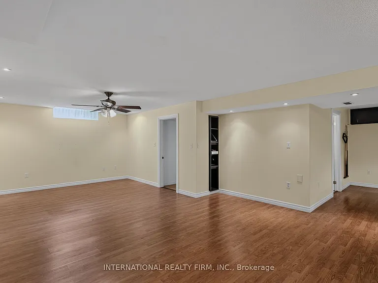 18 Sea Breeze Dr — Photo 28
