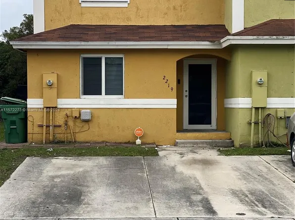 2219 NW 135th Ter #2219, Opa Locka, FL 33054