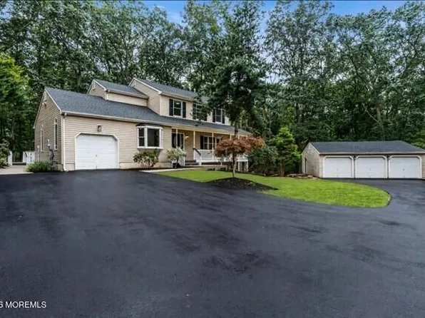 62 S New Prospect Road, Jackson, NJ 08527