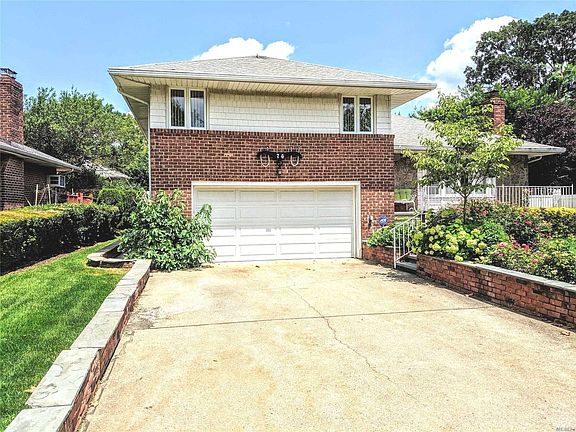 2nd image of 76 Marcus Ave